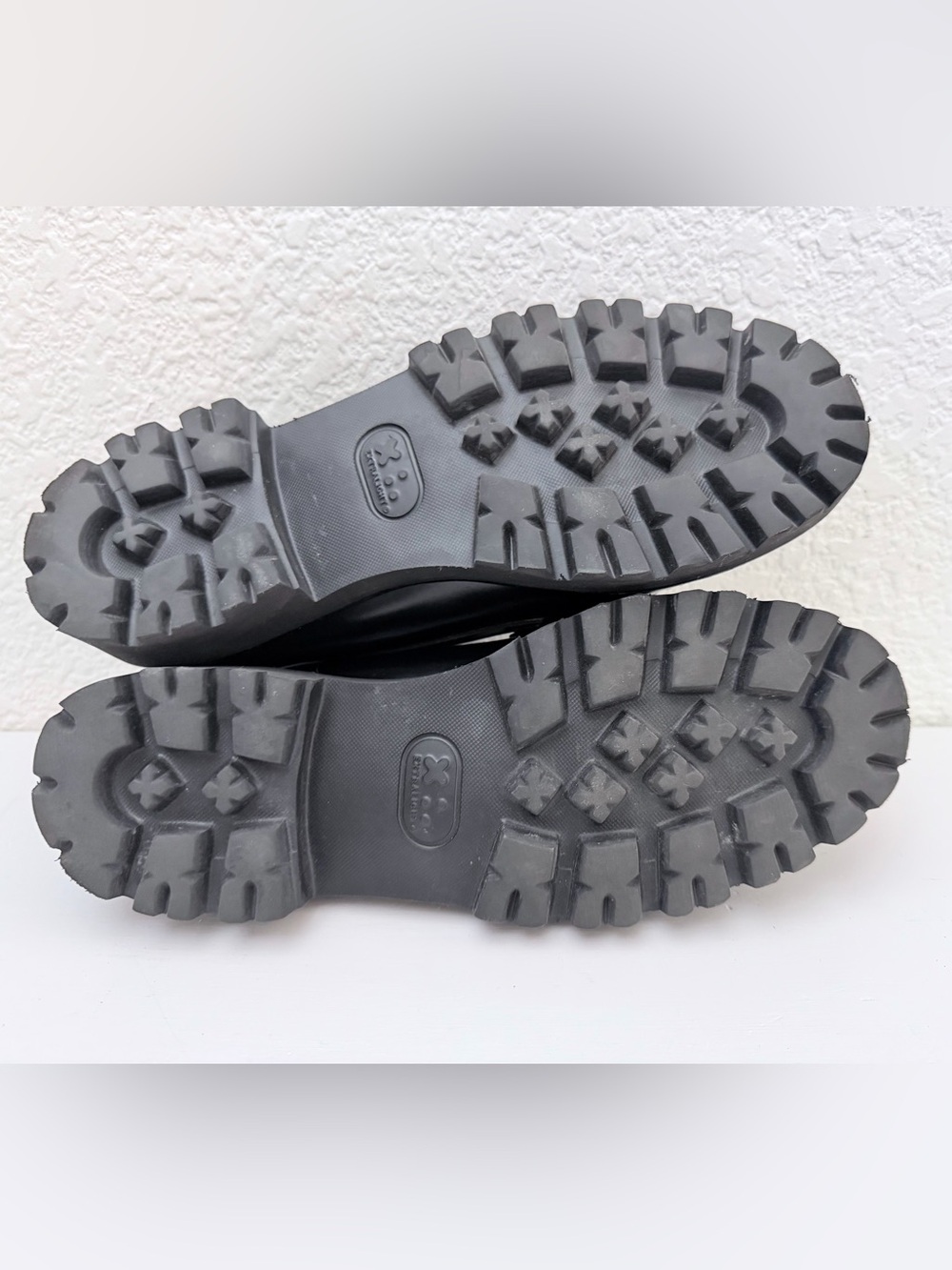 G.H. Bass Women's Whitney Super Lug Weejuns Black & White Penny Loafers Size 8.5 - Picture 11 of 13